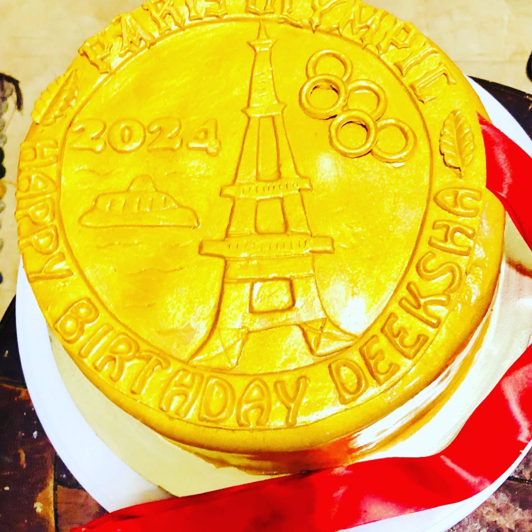 Gold medal birthday cake | Homemade cakes, Cake, Gold medal